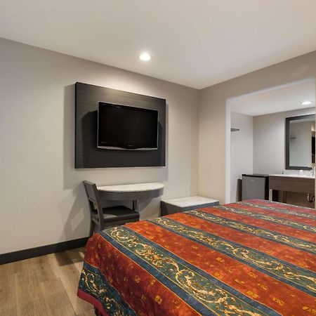 Rodeway Inn San Bernardino & Redlands Εξωτερικό φωτογραφία