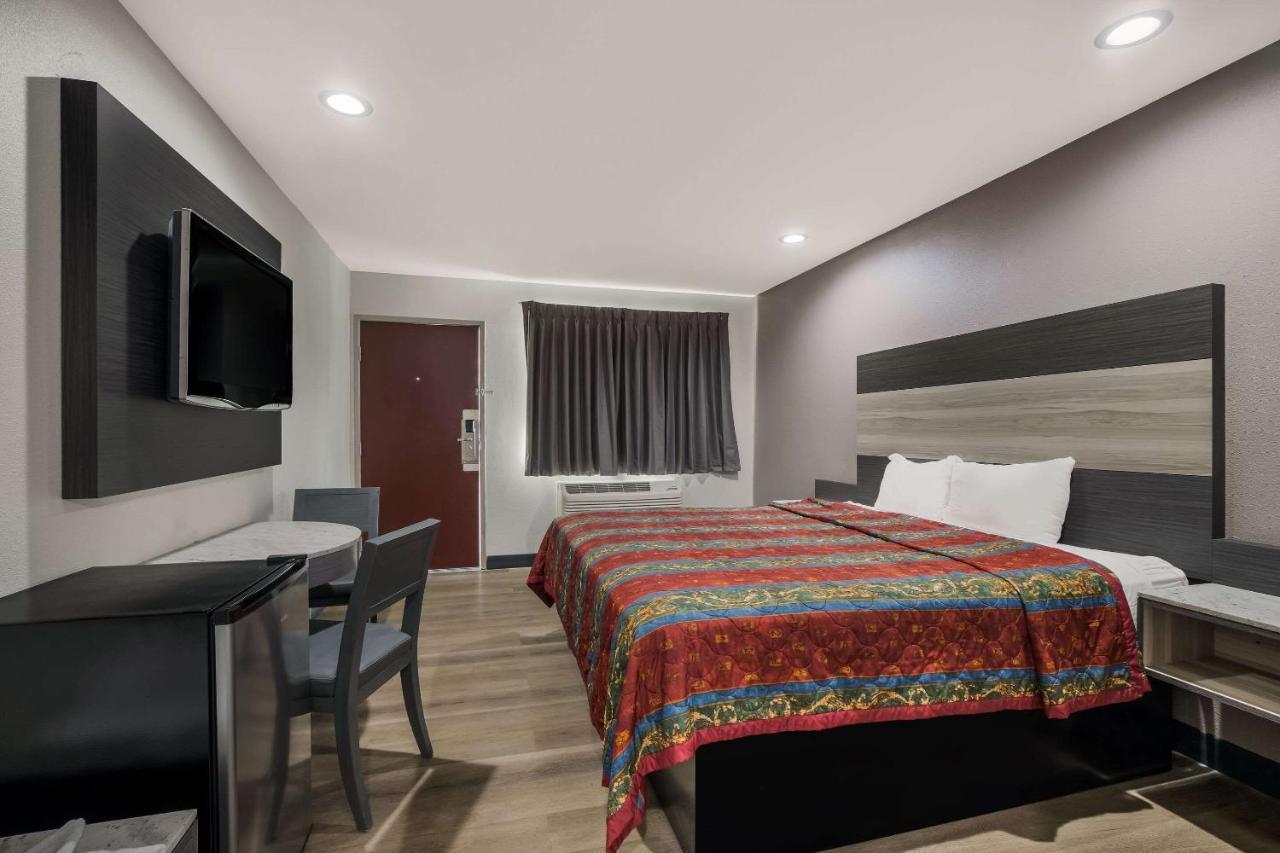 Rodeway Inn San Bernardino & Redlands Εξωτερικό φωτογραφία