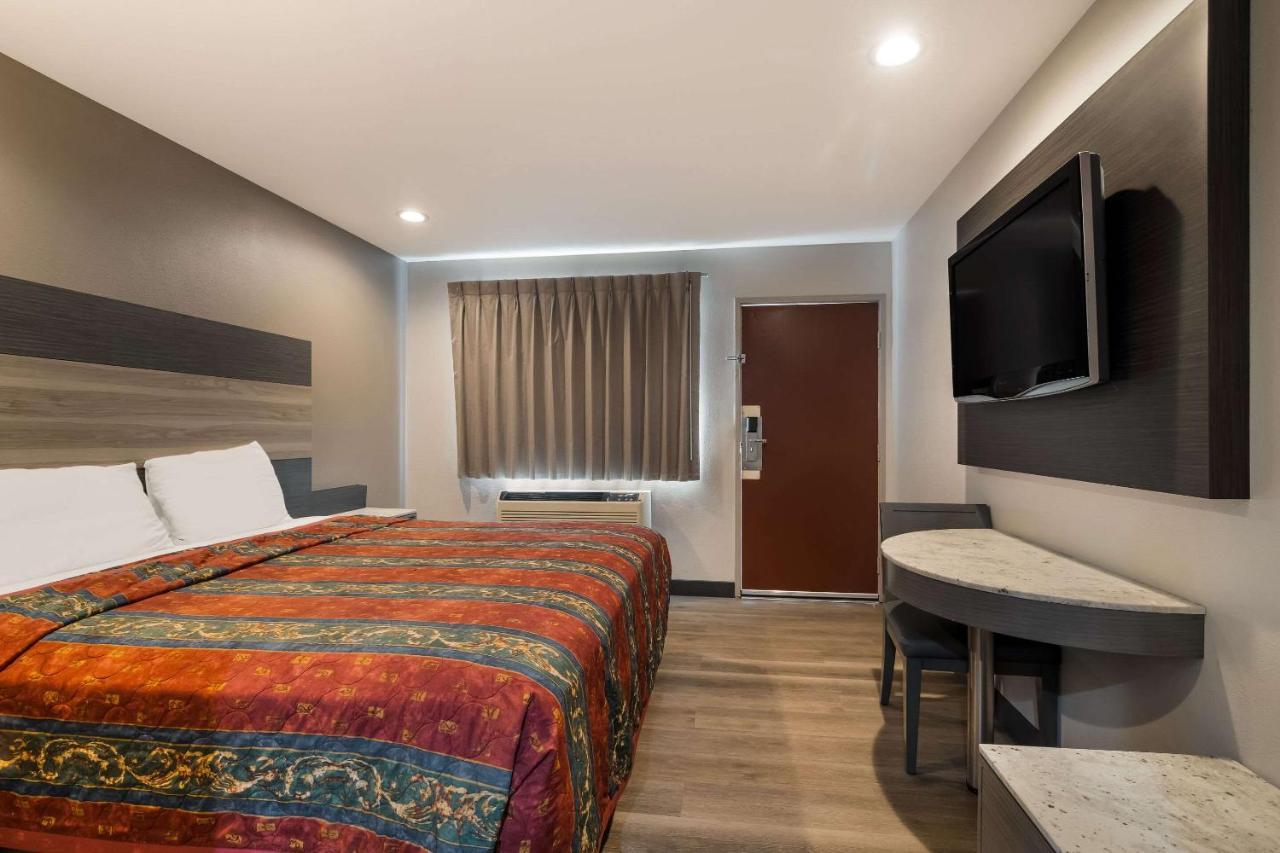 Rodeway Inn San Bernardino & Redlands Εξωτερικό φωτογραφία
